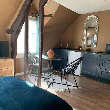 Ici Et Ailleurs Apartment